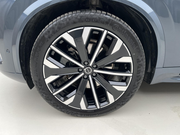 Volvo XC90 B5 AWD ULTRA BRIGHT 7MÍST CZ