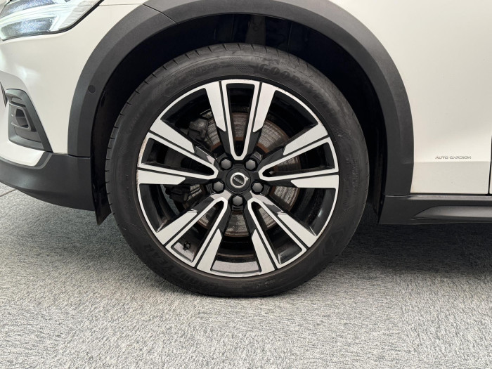 Volvo V60 CC T5 AWD PRO POLESTAR AUT CZ 2.0 CC CC