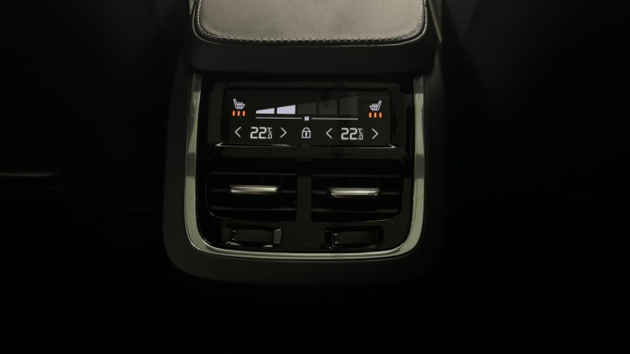 Volvo XC90 B5 AWD ULTIMATE DARK AUT