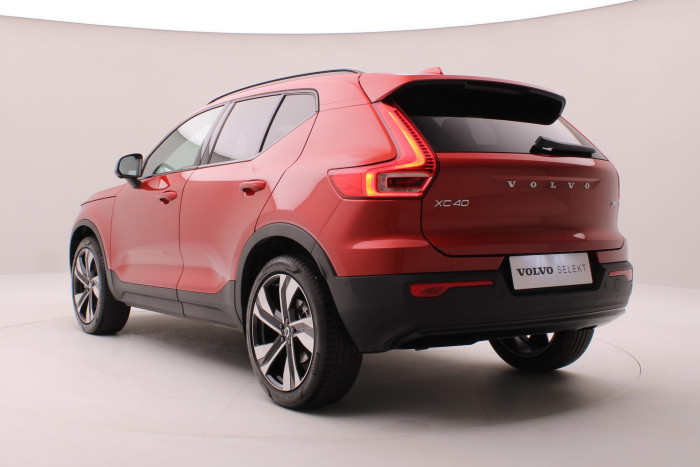 Volvo XC40 B4 DARK PLUS AUT CZ