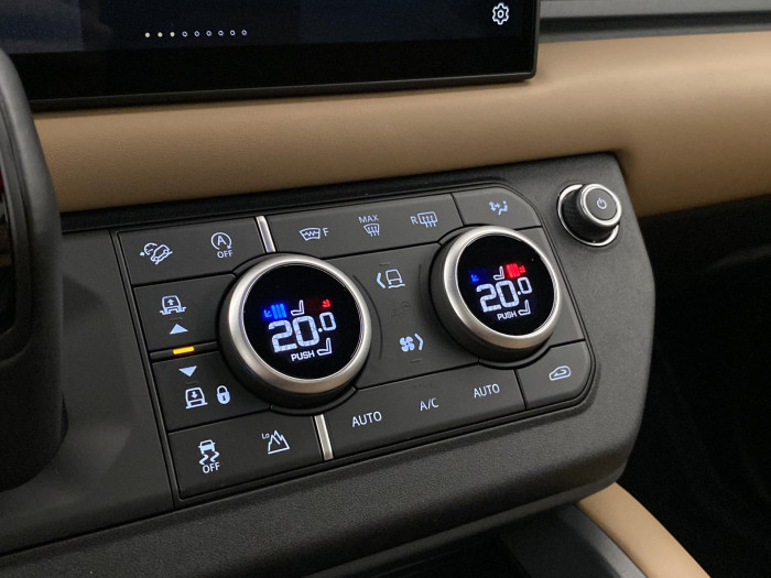 Land Rover Defender 110 D300 X-DYNAMIC HSE AWD AUT 3.0 d Dynamic