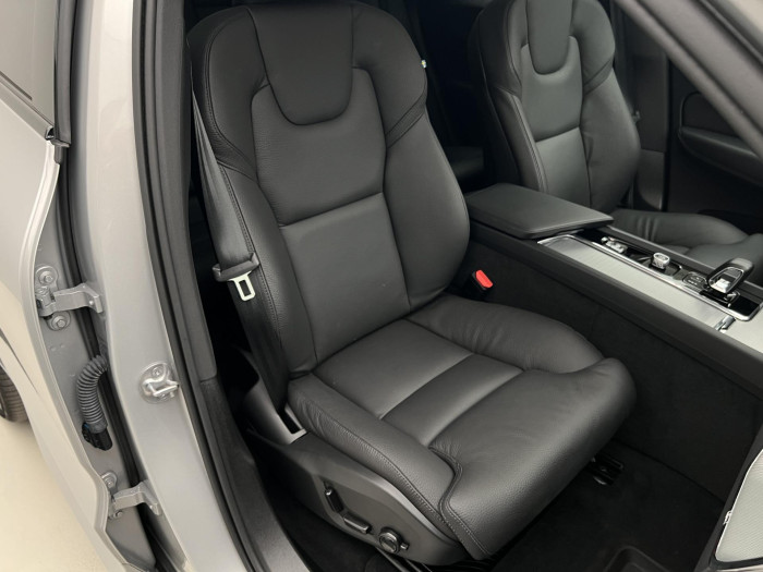 Volvo XC60 T6 AWD RECHARGE PLUS DARK AUT