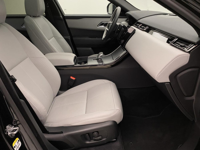 Land Rover Range Rover Velar D300 SE AUT AWD REZERVACE 3.0 d SE