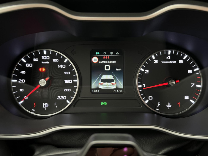 MG ZS 1.5 ESSENTIAL PLUS CZ 1.maj.