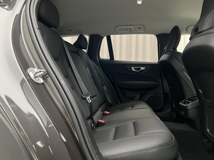 Volvo V60 CC B5 AWD PLUS BRIGHT AUT