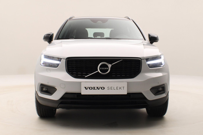 Volvo XC40 T3 R-DESIGN AUT 1.maj.