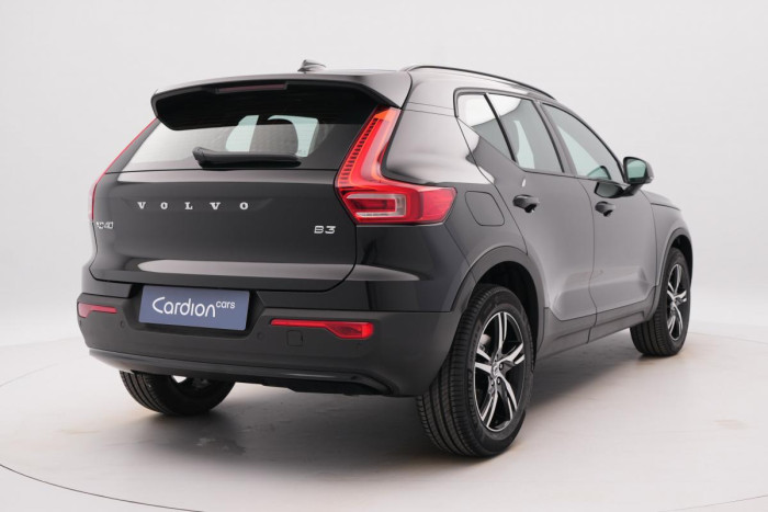 Volvo XC40 B3 AUT DARK PLUS