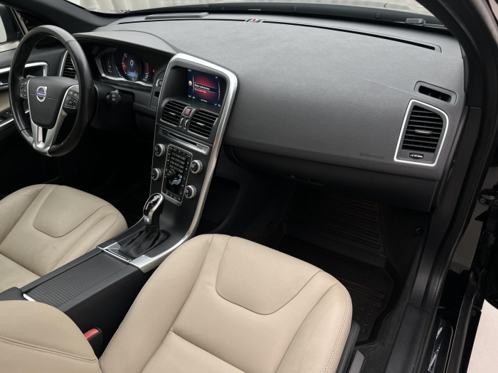 Volvo XC60 D4 AWD SUMMUM AUT 2.4 d Summum