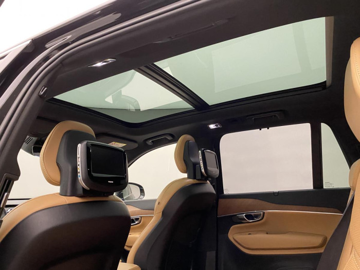 Volvo XC90 D5 AWD INSCRIPTION REZERVACE 2.0 d