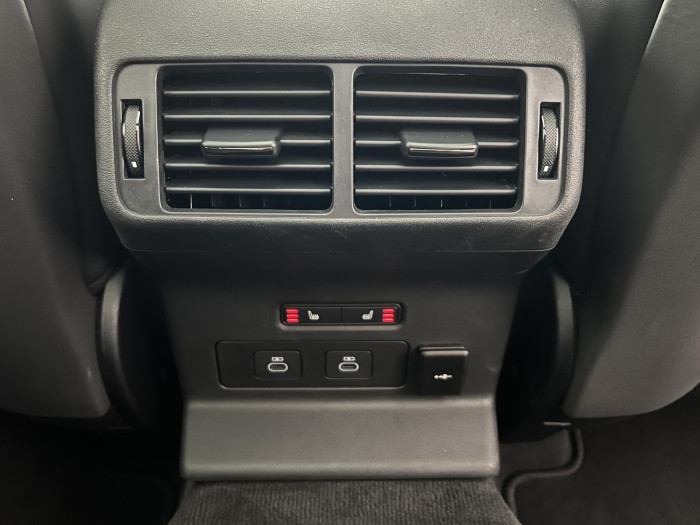 Land Rover Range Rover Velar D300 HSE AWD AUT CZ 1.maj. 3.0 d