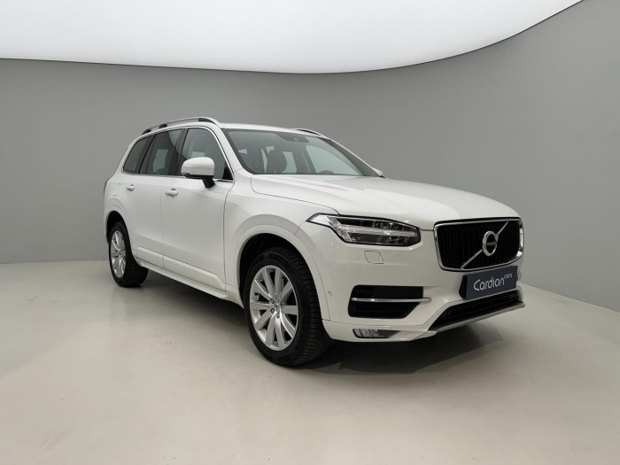 Volvo XC90 D5 AWD MOMENTUM Aut CZ 2.0 d Momentum