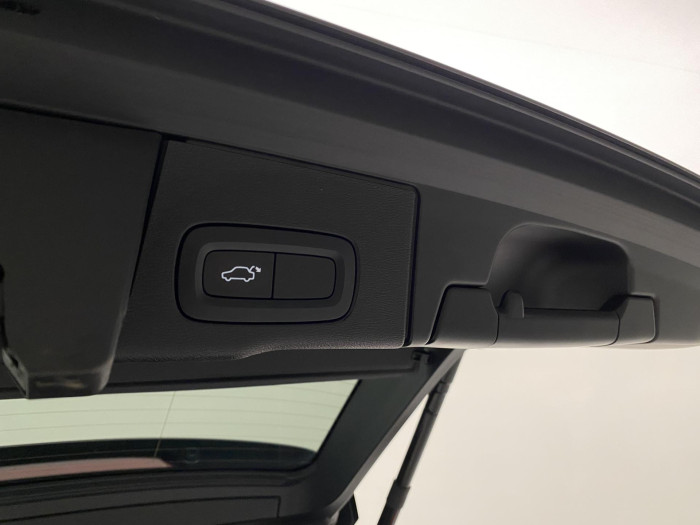 Volvo XC60 T5 AWD INSCRIPTION AUT CZ