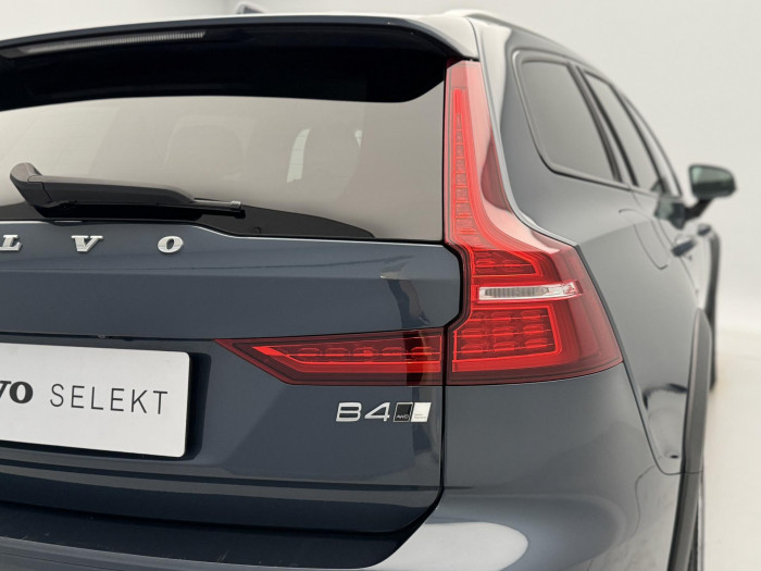 Volvo V60 CC B4 AWD PRO AUT 2.0 CC CC