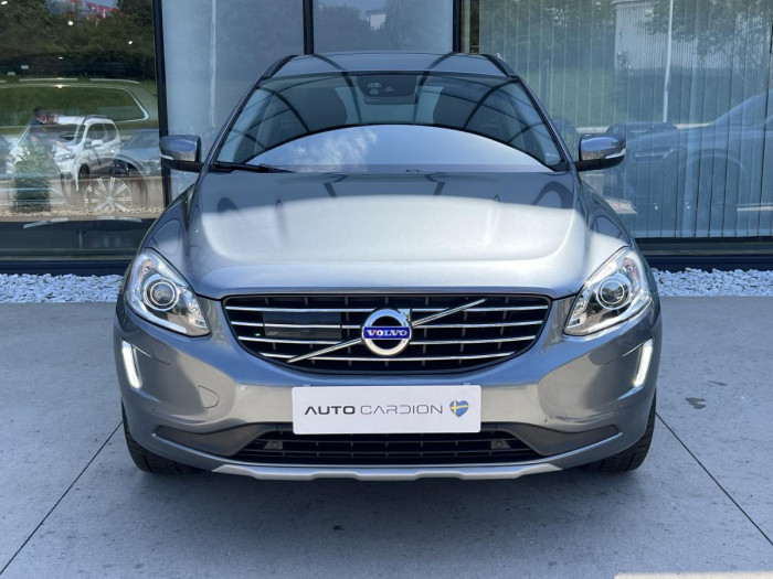 Volvo XC60 D4 AWD MOMENTUM Aut 2.4 d Momentum