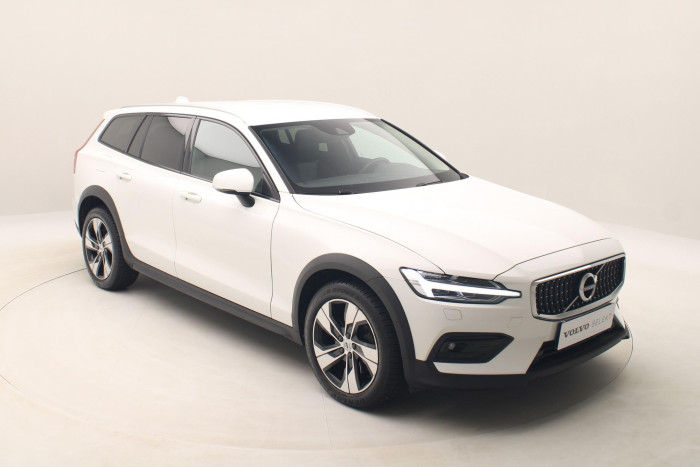 Volvo V60 CC B4 AWD MOMENTUM AUT 1.maj. 2.0 CC CC Momentum