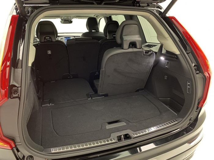 Volvo XC90 B6 AWD AUT BRIGHT PLUS 7-míst 2.0 Plus