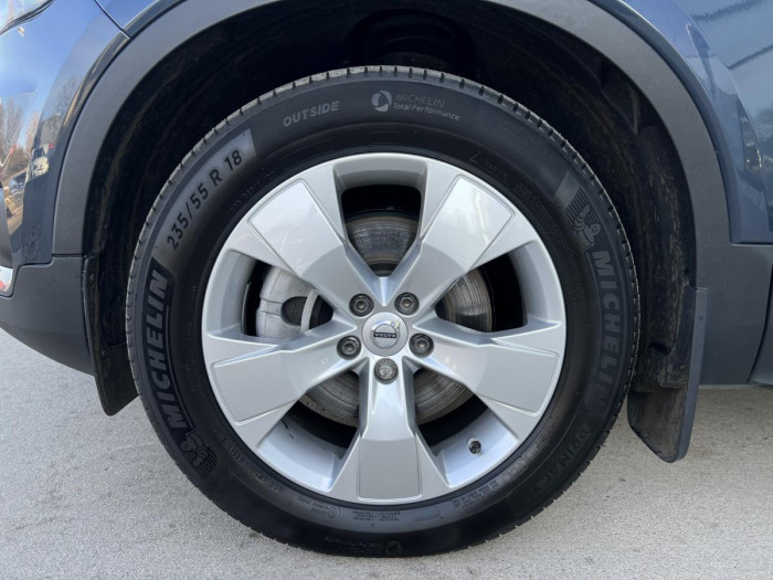 Volvo XC40 B4 MOMENTUM AUT 1.maj. 2.0 Momentum