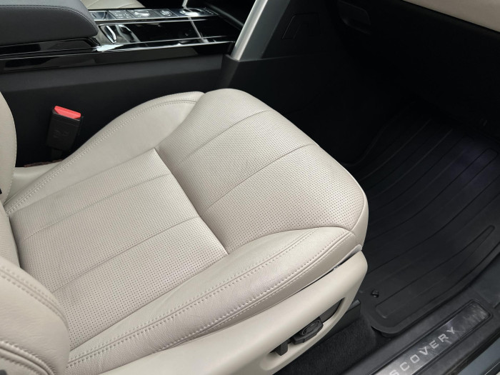 Land Rover Discovery 3.0 TDV6 HSE AWD AUT CZ