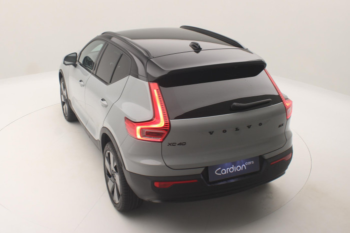 Volvo XC40 B3 AUT PLUS BLACK EDITION