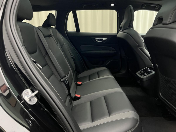 Volvo V60 CROSS COUNTRY B5 AWD Ultimate