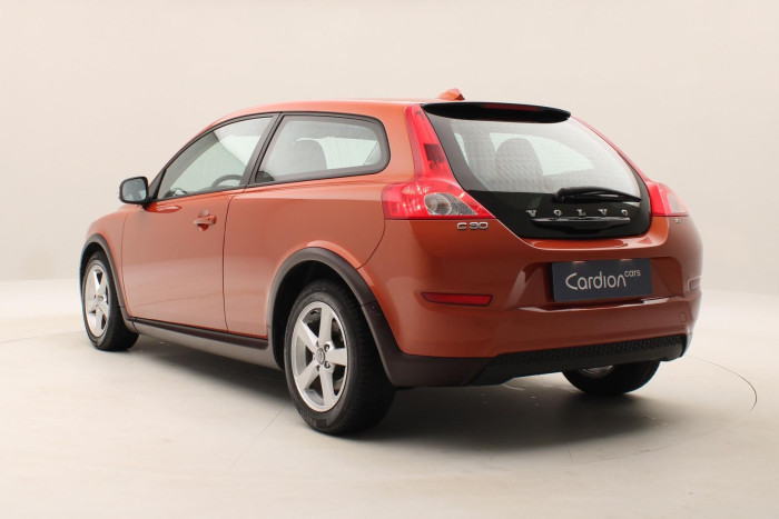 Volvo C30 1.6i MOMENTUM CZ REZERVACE 1.6 i Momentum