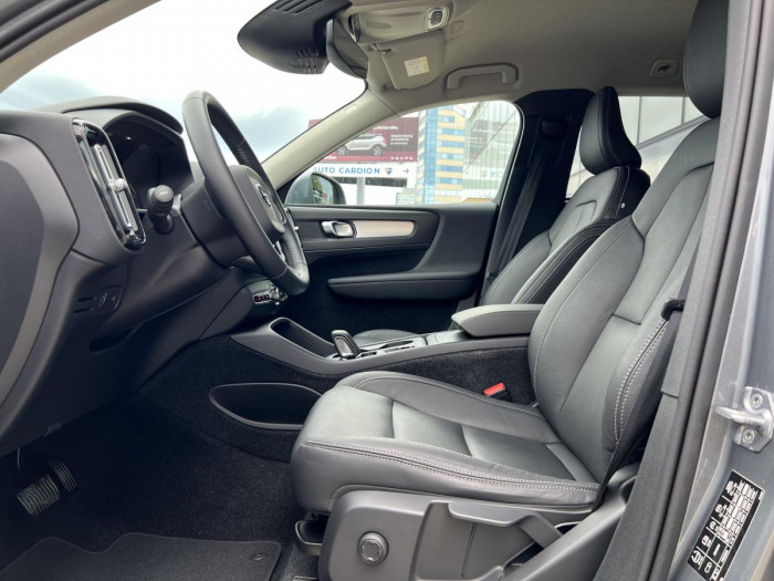 Volvo XC40 T5 AWD MOMENTUM Aut 2.0 Momentum