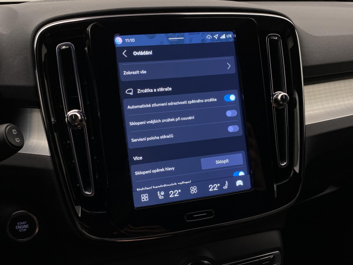 Volvo XC40 B3 DARK PLUS REZERVACE