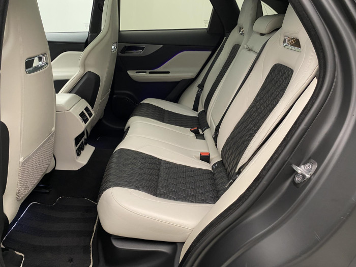 Jaguar F-Pace 5.0 V8 SVR AWD AUT 5.0 V8