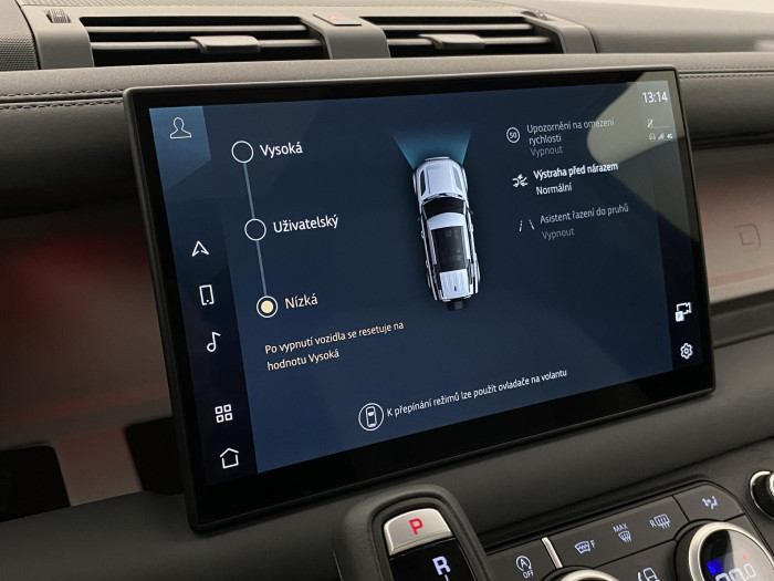 Land Rover Defender 110 D250X-DYNAMIC SE REZERVACE 3.0 d Dynamic SE