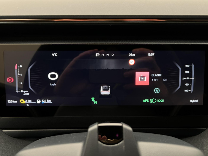 Lynk & Co 08 MORE PHEV