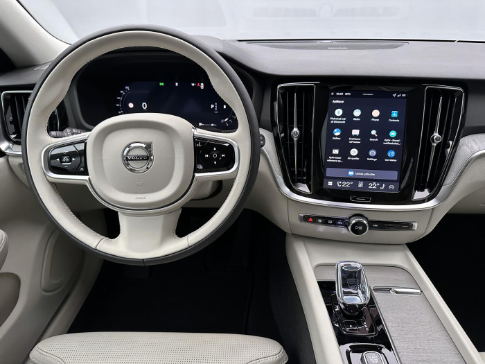 Volvo V60 B4 AUT BRIGHT PLUS