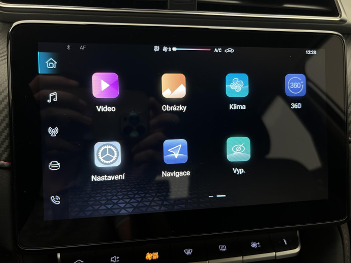 MG ZS EMOTION PLUS 1.5DVVT CZ 1.maj.