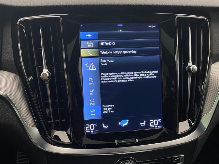 Volvo V60 B4 R-DESIGN AUT