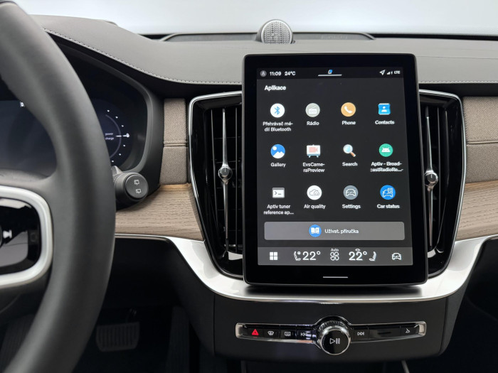 Volvo XC90 T8 AWD RECHARGE DARK ULTRA 7m