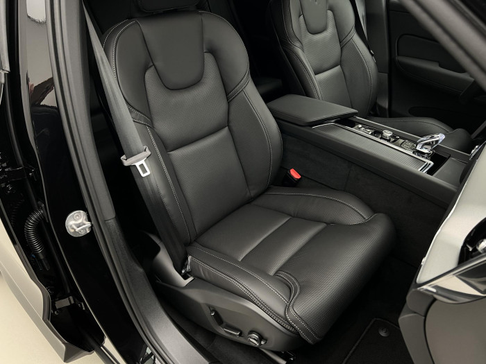 Volvo XC60 T8 AWD AUT RECHARGE BLACK PLUS