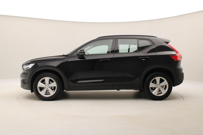 Volvo XC40 T2 CORE NAVIGACE 1.maj