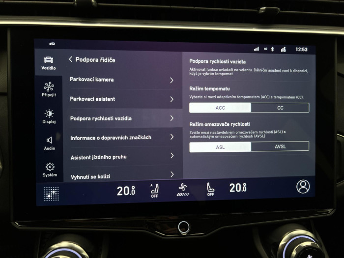 Lynk & Co 01 HEV AUT