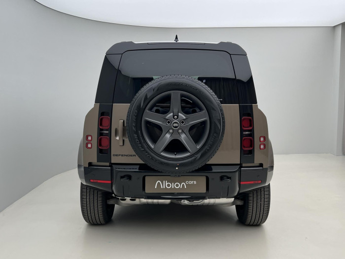 Land Rover Defender 110 D250 X-DYNAMIC SE AWD Aut 3.0 d Dynamic SE