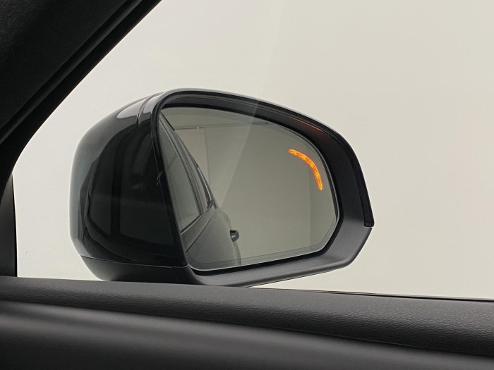 Volvo XC40 B3 AUT PLUS BLACK EDITION