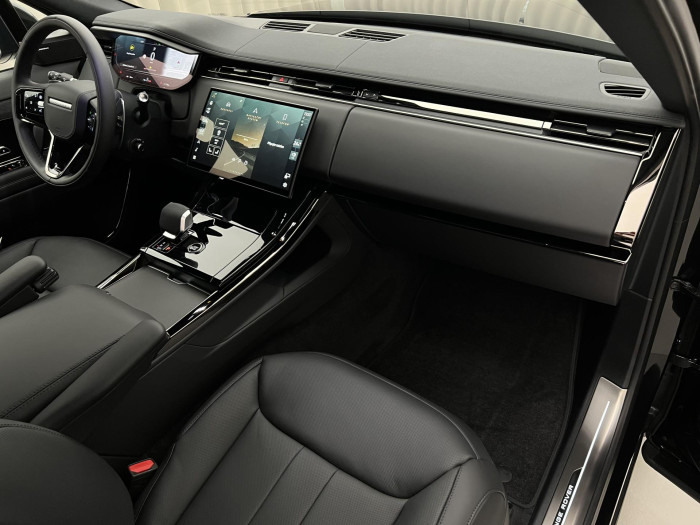 Land Rover Range Rover Sport D300 DYNAMIC SE AWD Aut 3.0 d Dynamic SE