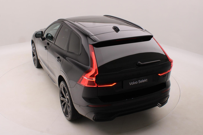 Volvo XC60 B5 AWD BLACK EDITION ULTRA 2.0 Edition