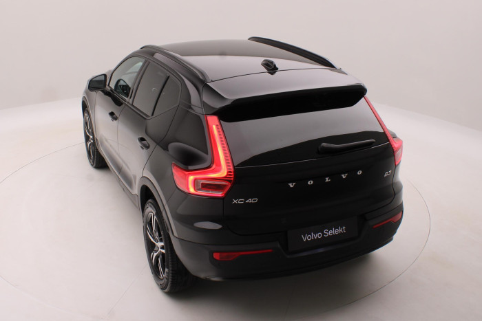 Volvo XC40 B3 DARK PLUS AUT CZ