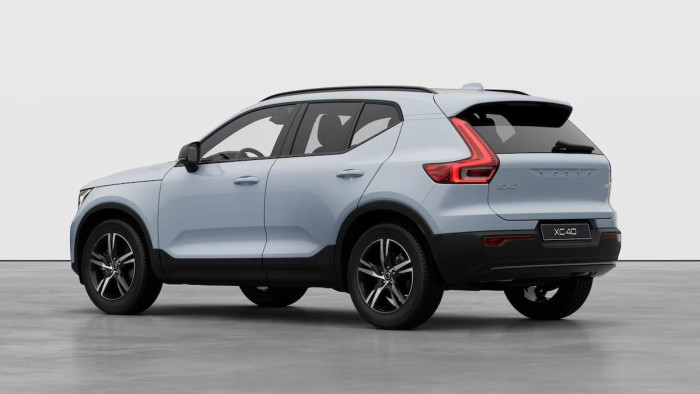 Volvo XC40 B3 AUT DARK PLUS
