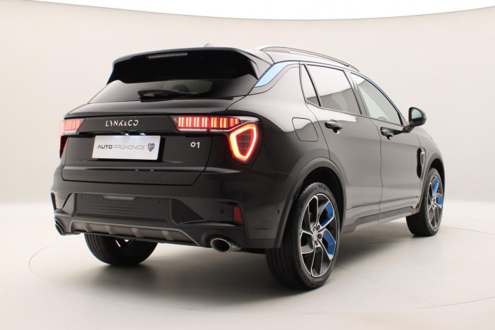 Lynk & Co 01 PHEV DCT AUT 1.maj. REZERVACE