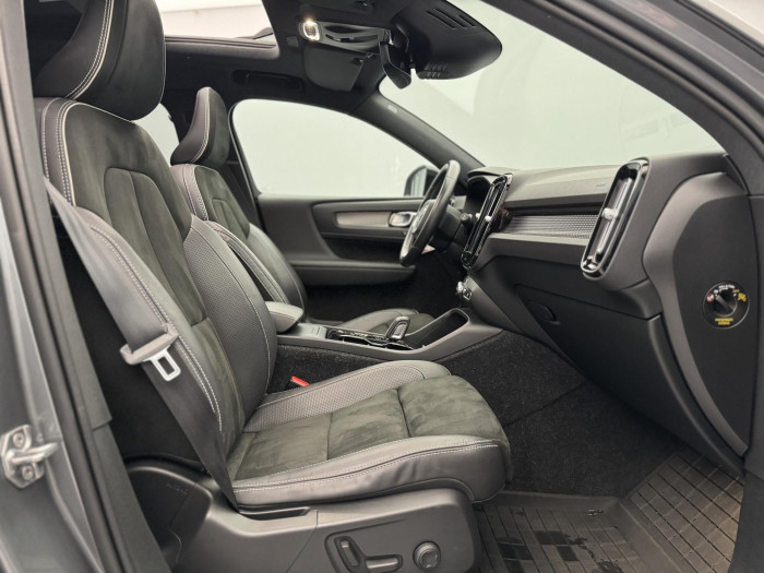 Volvo XC40 T5 AWD R-DESIGN