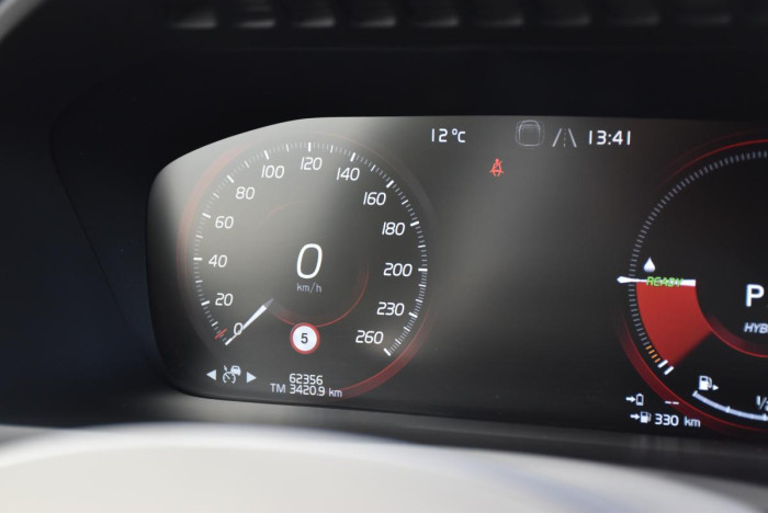 Volvo XC90 T8 AWD INSCRIPTION REZERVACE