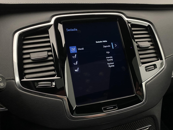 Volvo XC90 B5 AWD AUT R-DESIGN 7míst