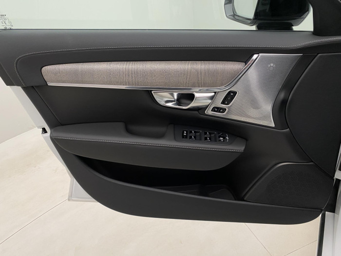 Volvo S90 T8 AWD ULTIMATE DARK RECHARGE