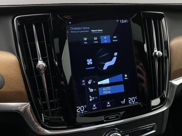Volvo S90 T8 TWIN ENGINE INSCRIPTION