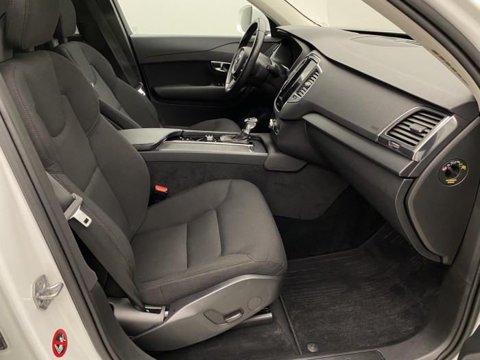 Volvo XC90 D5 AWD KINETIC AUT CZ 7míst 2.0 d